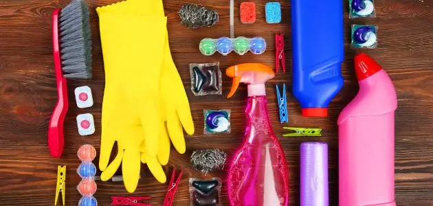 ثورة النظافة: دور المواد المتقدمة والأجهزة الحديثة في شركات التنظيف